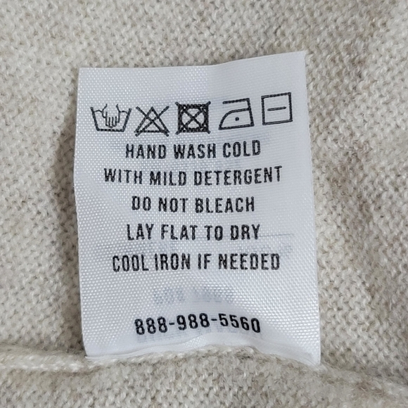 Buck Mason Cashmere Turtleneck Men's   Sweater Size Medium. - Picture 10 of 12